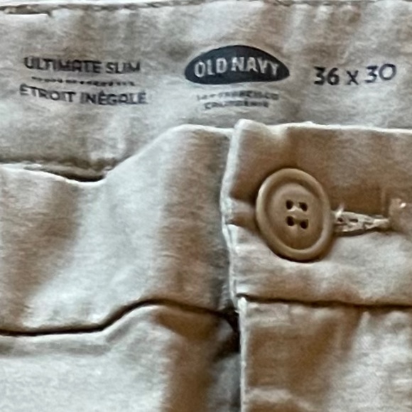 Old Navy Men's Ultimate Slim Plants Size 36X30 Khaki - Picture 2 of 10